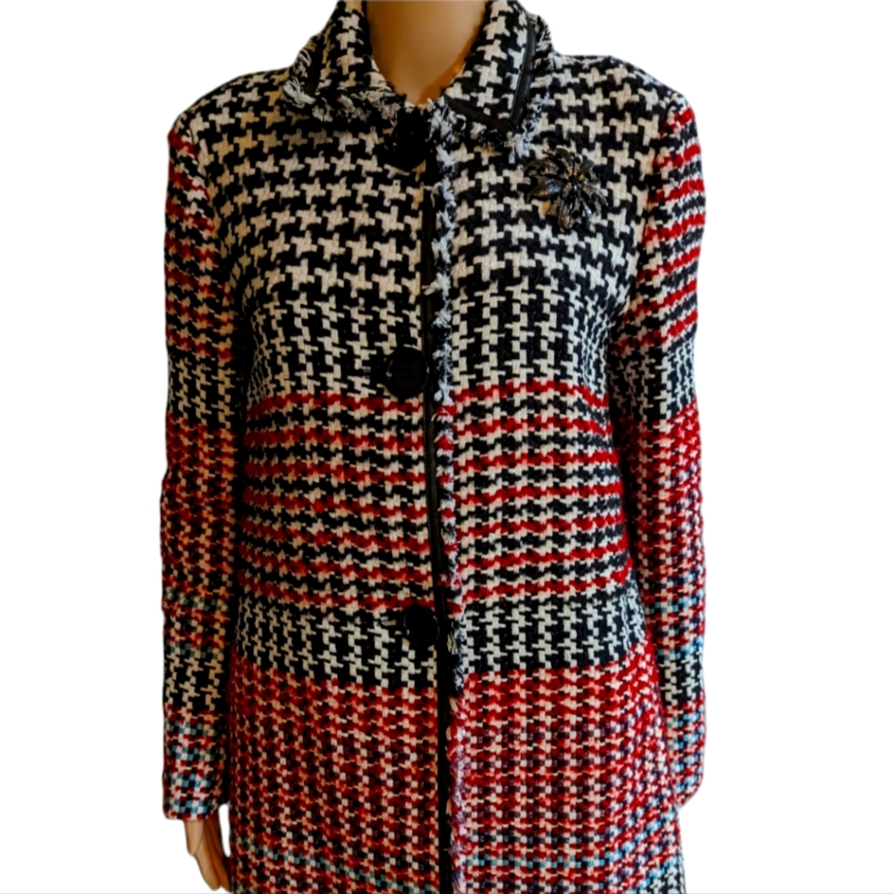 Sisley Tweed Single breasted Leather trimmed Classic Coat with broucher